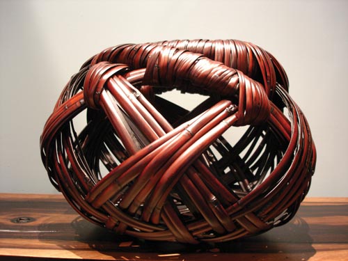 Contemporary Japanese bamboo artist Fujinuma Noboru (b. 1945) – whose 2004 work titled Energy is shown here – had a solo show in Los Angeles in 2005. His creations have been acquired by several American museums.  Courtesy Tai Gallery, Santa Fe/TAMA Gallery, New York. 