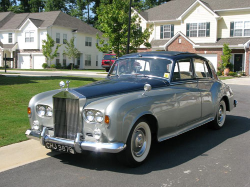 1964 Rolls-Royce Silver Cloud III automobile, with just 98,830 miles and appearing almost entirely original (est. $20,000-$40,000). Image courtesy Leland Little Auctions.