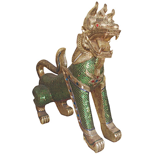 This is one of a pair of magnificent 5½-ft.-tall lion sentinels that guarded the entrance to Survivor Thailand’s tribal council area. Seen weekly in that season’s opening credits, its gilded appearance is beautifully enhanced with a multitude of brightly colored mirror fragments. Each figure will be auctioned with a $600-$800 estimate. Image courtesy Grey Flannel Auctions.