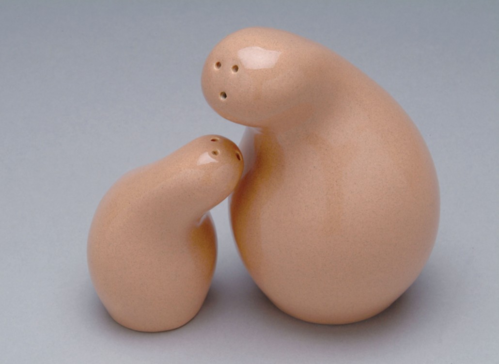 Reproduction 1945 shakers, Orange Chicken. Zeisel authorized The Orange Chicken LLC to produce these earthenware salt and pepper shakers in 1999 based on her Town and Country line of 1945. Collection of the Erie Art Museum.