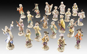 Opera diva Lily Pons once owned this 20-piece Meissen monkey band, which sold Jan. 14 at Dallas Auction Gallery for $20,315 including buyer's premium. Image courtesy Dallas Auction Gallery and LiveAuctioneers.com Archive.