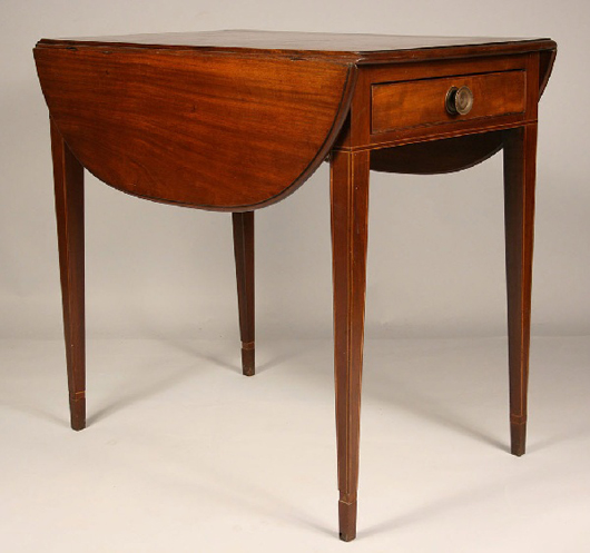 Possibly of Georgia origin, this rare Southern Federal Pembroke table is constructed of mahogany with Southern yellow pine secondary. It carries a $1,500-$2,000 estimate. Image courtesy Case Antiques Auction. 