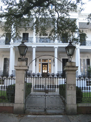 New Orleans' historic Garden District abounds with beautiful architecture and historic residences like this one, the Buckner Mansion on Jackson Street. Image by Infrogmation, sourced through Wikimedia Commons.