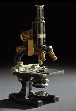 Lot 251 - Spencer Lens Company, Buffalo, New York, Monocular Microscope, Model 44, 1924.
