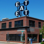 Robert Indiana, EAT, 1964, Diameter 72 inches each letter, Painted and electrified steel, Collection of the artist, © Artists Rights Society (ARS), New York. Photo by David Troup.