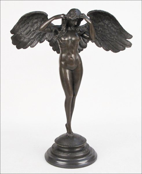 After a work by A.A. Weinman, this 24-inch bronze has seen early online bidding. Image courtesy Susanin's.