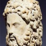 Fig. 7 - At the Florence Fair in September, Galleria Nella Longari of Milan will show this Head of Apostle, circa 1220, in calcareous sandstone, attributed to a Parisian sculptor.