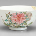 This little Chinese famile rose bowl soared over its humble pre-sale estimate ($150-$300) to become the top lot of the sale. It was purchased from The Chinese Shop in Washington, D.C. in the 1940s by Thomas Williams and sold September 13 for $115,000.