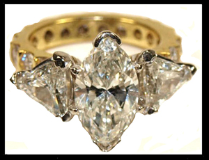 Ladies estate ring, 18K gold with 5.5 carats of diamonds, est. $30,000-$50,000. Image courtesy Austin Auction Gallery.