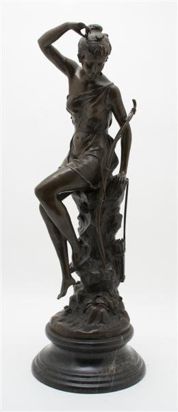 After a work by L. Ledieu, this 28 1/2-inch-high bronze statue of Diana on a circular marble base is estimated at $1,000-$2,000. Image courtesy of Leslie Hindman Auctioneers.