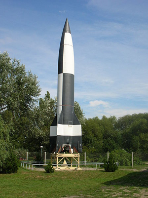 One of the projects in which Konrad Dannenberg was intrinsically involved was the development of the V2 rocket. Shown here is a replica of the V2 rocket in the Peenemünde Museum in Germany. Image courtesy Wikimedia Commons.