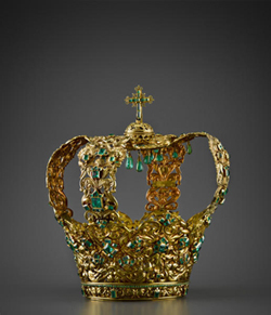 Popayan, 17th–18th centuries, Crown of the Andes, ca. 1600–1700 gold, cast, repousse, and chased, with emeralds; height: 13 1/2 in. (34.5 cm) diameter: 13 1/4 in. (33.7 cm). Private collection