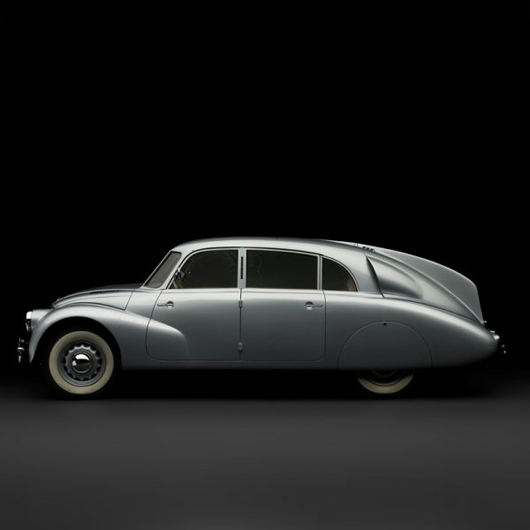 The Tatra T87 sedan’s trademark tail fin emphasized its striking streamlined form. It is powered by an air-cooled V-8 engine. Image courtesy of Wright.