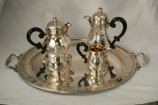 This Italian sterling tea set by Pampaloni, 165 troy ounces, has a 7,000-10,000 estimate. Image courtesy Mathesons’ AA Auctions.