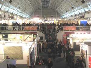 The London Art Fair opened this week, with sizeable crowds flocking to the opening night, despite freezing temperatures. Photo ACN.