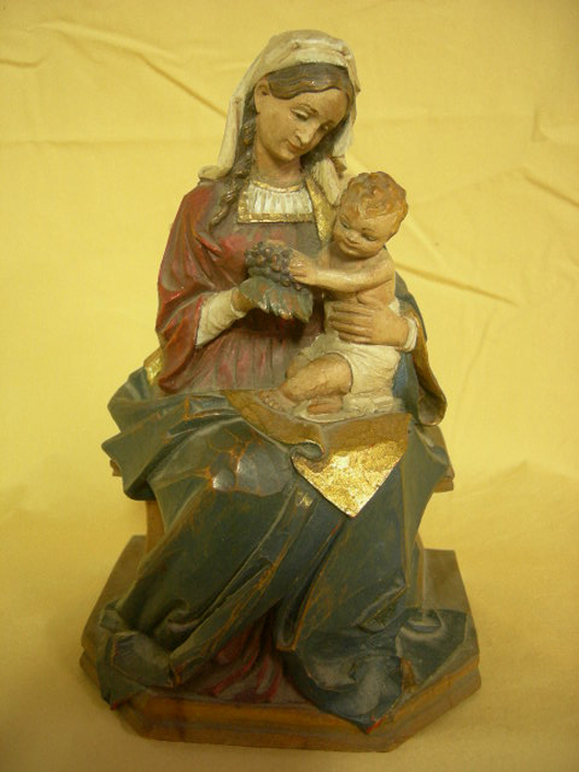 Italian carved and painted Madonna and Child, marked M.K. Kaslatter. Image courtesy of Specialists of the South. 