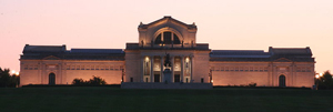 Evening view of the St. Louis Art Museum at Forest Park in a photo taken by Matt Kitces on Sept. 27, 2008. Image used by permission, Creative Commons license, Wikimedia Commons.