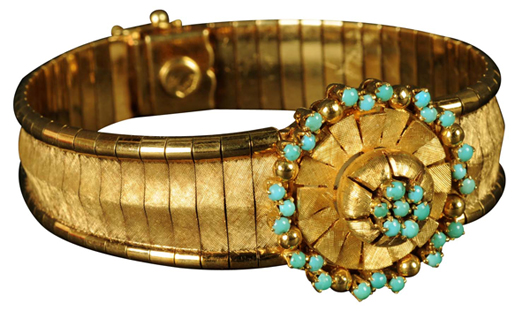 18K gold bracelet with turquoise stones, 40 pennyweights. Estimate $4,000-$5,000.