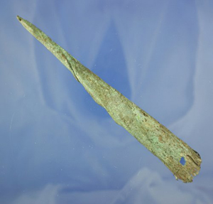 This Old Copper Culture socketed spear, 6 3/8 inches long, was made from rolled copper around 800 B.C. Wisconsin is known for this type of artifact. Image courtesy of Bennett’s Artifact Auctions and Live Auctioneers Archive.