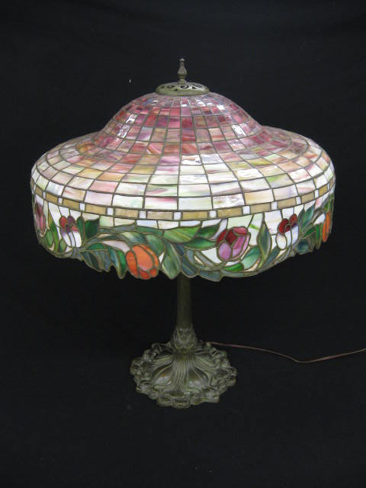 One of many rare vintage lamps in the sale is this example by Duffner & Kimberly. Image courtesy Richard D. Hatch. 