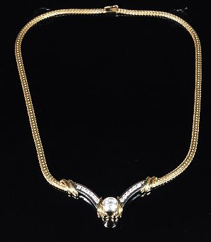 Ladies 14K yellow and white gold diamond necklace (est. $13,000-$15,000). Image courtesy Gray’s Auctioneers.