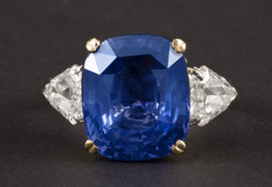 The natural sapphire in this platinum and 18K gold ring weighs 11.06 carats. From the late 20th century, it has a $35,000-$55,000 estimate. Image courtesy Dallas Auction Gallery.