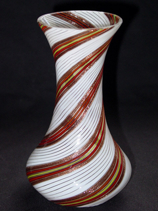 Murano Martens Vase - JustGlassMall.com