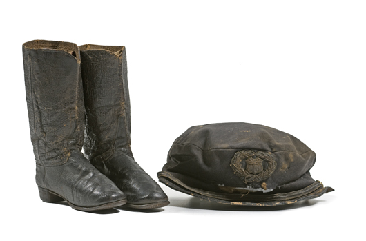 Tom Thumb's boots, kepi, pants, topcoat, and vest are estimated to sell for $10,000-$15,000 in Cowan’s 2010 American History, Including the Civil War Auction this month. Image courtesy of Cowan’s Auctions Inc.