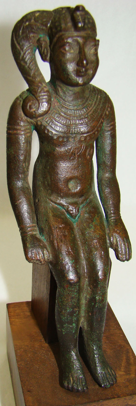 This Egyptian bronze statue of the child Horus is from the 26th-30th Dynasties. Ex. Royal Athena Gallery in New York, the 4 3/4-inch figure has a $9,000-11,000 estimate. Image courtesy of Malter Galleries Inc.