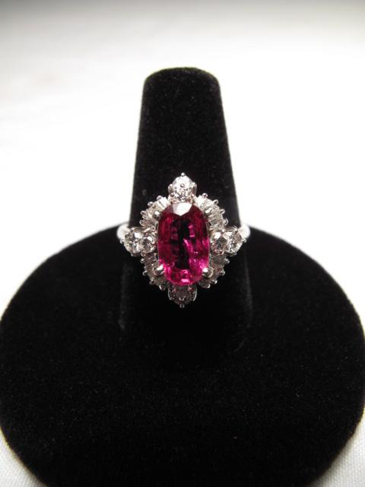 Platinum ring featuring 1-carat ruby and .60 carats of diamonds. $1,800-$2,200. Image courtesy LiveAuctioneers.com and Auctions Neapolitan.