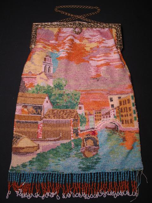 Ladies vintage micro-beaded handbag, Venetian scene, est. $300-$500. Image courtesy LiveAuctioneers.com and Auctions Neapolitan.