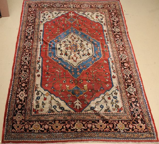 Antique Persian Mahal wool rug, 9ft. by 12ft. 9 in., est. $5,000-$7,000, image courtesy of LiveAuctioneers.com and Gray's Auctioneers.