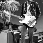 Jimi Hendrix performs for Dutch television show Hoepla in 1967. Source: Beeld en Geluidwiki - Gallery: Hoepla. Photo by A. Vente.