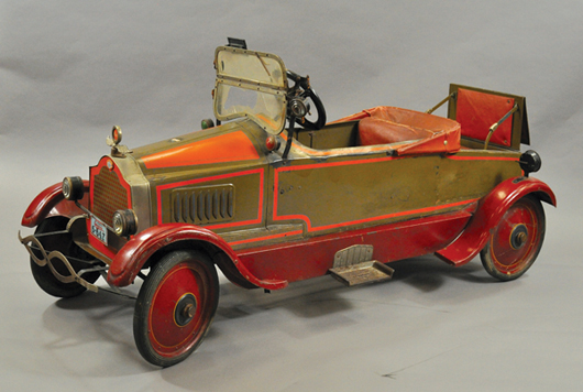 Circa-1925 Gendron Pioneer Line Packard pedal car, 66 inches long, $7,500-$10,000. Bertoia Auctions image.