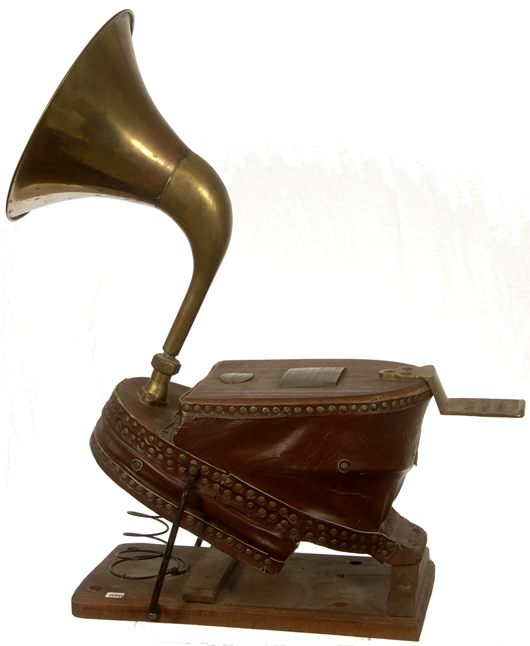 Early brass bellows-powered fire horn (bellows needs repair). Woody Auction image. 