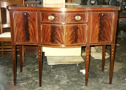 Server? Buffet? Sideboard? Fred Taylor photo.