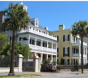 Historic homes near Charleston's Battery Park. Photo taken in March, 2005 by Frank Buchalski. Photo licensed under the Creative Commons Attribution 2.0 Generic License.