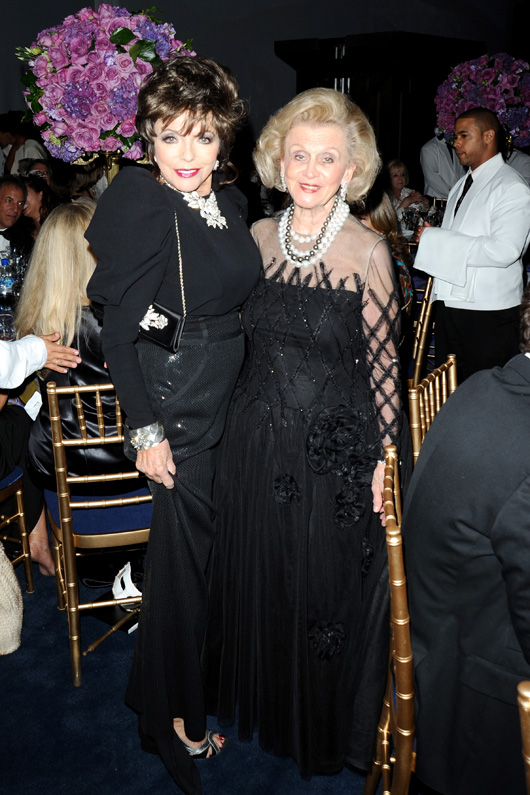 Joan Collins and Barbara Davis. Photo by Patrick McMullan Company, courtesy of LACMA.