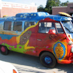 An example of a custom-painted Volkswagen bus is this 1967 'Be your own Goddess' Kombi. Image from Wikimedia Commons.