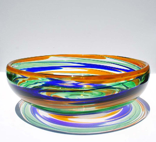 Venini Pennellate blown glass bowl, 10 1/4 inches diameter, stamped ‘Venini Murano Italia,’ circa 1940s, estimate: $1,000-$1,500. Image courtesy of Palm Beach Modern Auctions.