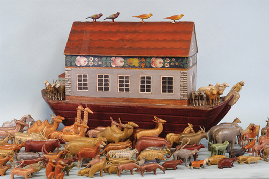 An eye-opening, hand-painted 17-inch-long Noah’s ark in Erzgebirge style, similar to examples in Gamage’s catalogs, is accompanied by more than 220 animal passengers. Estimate $20,000-$25,000. Bertoia Auctions image.