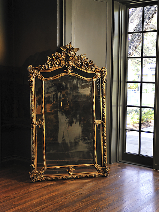 Louis XVI giltwood mirror. Image courtesy of Morton Kuehnert.
