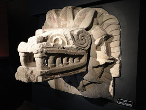 An architectural detail found on the Quetzalcoatl Pyramid on the Ciudadella, now displayed at the Teotihuacan Museum. Image by Fjhuerta, courtesy the photographer and Wikimedia Commons.
