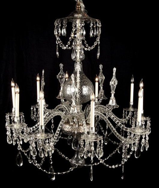 Fine Continental Georgian-style crystal chandelier, 10 lights draped with cut crystal swags. Image courtesy of Leland Little Auction & Estate Sales Ltd.