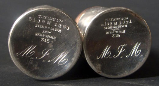 The shakers are marked “Tiffany & Co.” on the bottom. Image courtesy of Capo Auction.
