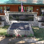 Tomb of the Unknown Soldier & Peace Memorial, Custer Battlefield Museum, Garryowen, Montana. Image by Trekkie9001, sourced through Wikipedia.org.