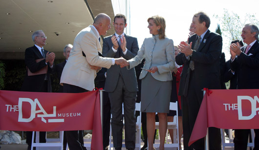Dali Museum Director Dr. Hank Hine thanks guest of honor S.A.R. la Infanta Cristina, Duchess of Palma de Mallorca, for cutting the ribbon and officially opening the new Dali Museum. To Princess Cristina's right is her husband, Inaki Urdangarin, Duke of Palms de Mallorca. Photo by Michael Dupre, courtesy of The Dali Museum.