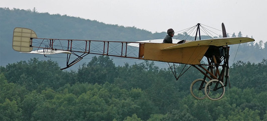 This vintage Bleriot monoplane is similar to the one French aviator Roland Garros flew over Fort Worth, Texas, a century ago. Image by Kogo, courtesy of Wikimedia Commons.