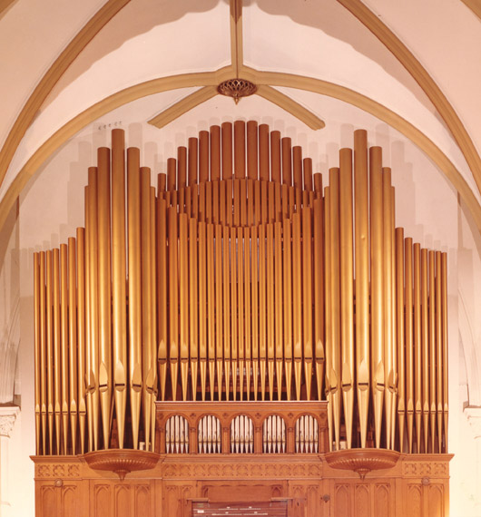 Sacred Heart Catholic Church, Cincinnati, Ohio, 1973 Bunn=Minnick restoration and enlargement to three manuals, 38 ranks, of an original 1895 A. B. Felgemaker organ. Image courtesy of Bunn=Minnick Pipe Organ Co.