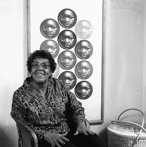 Elizabeth Catlett heads a show of black artists at the Bronx Museum. Image courtesy of Wikimedia Commons.